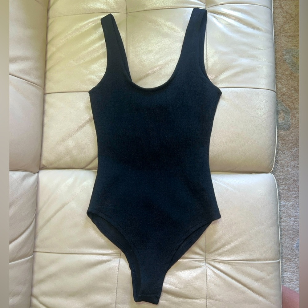 Zara Trafaluc Black Ribbed Scoop Neck Body Suit Size S